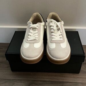 Steve Madden Cream & Gum Sole Low-Top Sneakers